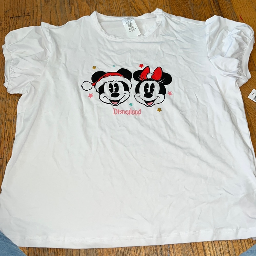 Disney Disneyland Mickey and Minnie Christmas shirt